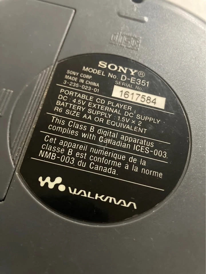 VINTAGE 2000s Sony CD Walkman D-E351 CD-R/RW - photo 2