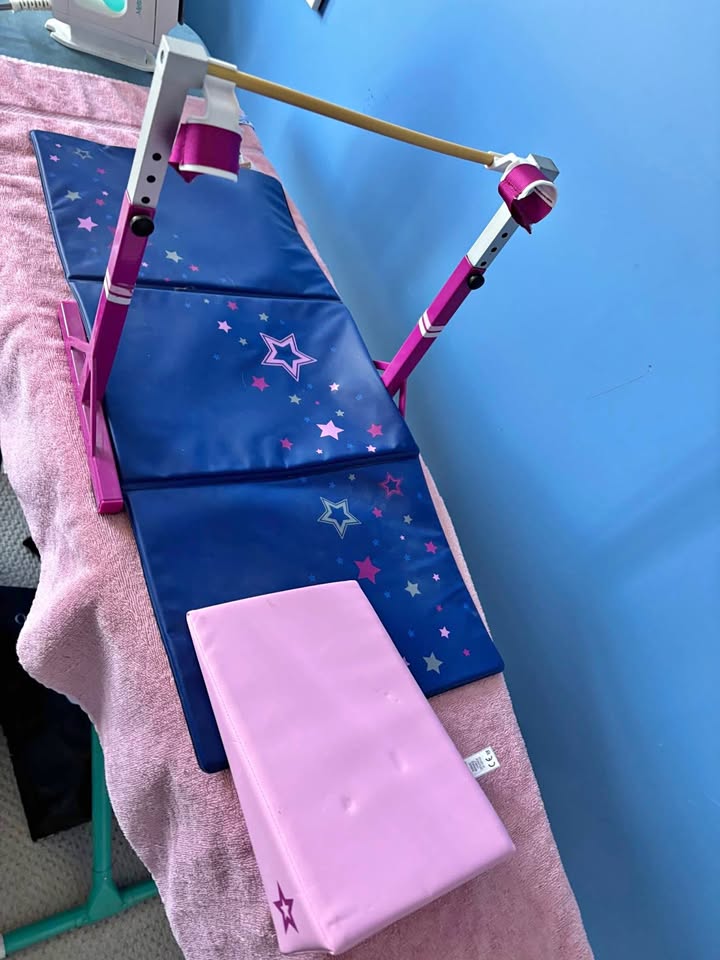 American Girl McKenna Gymnastics Set