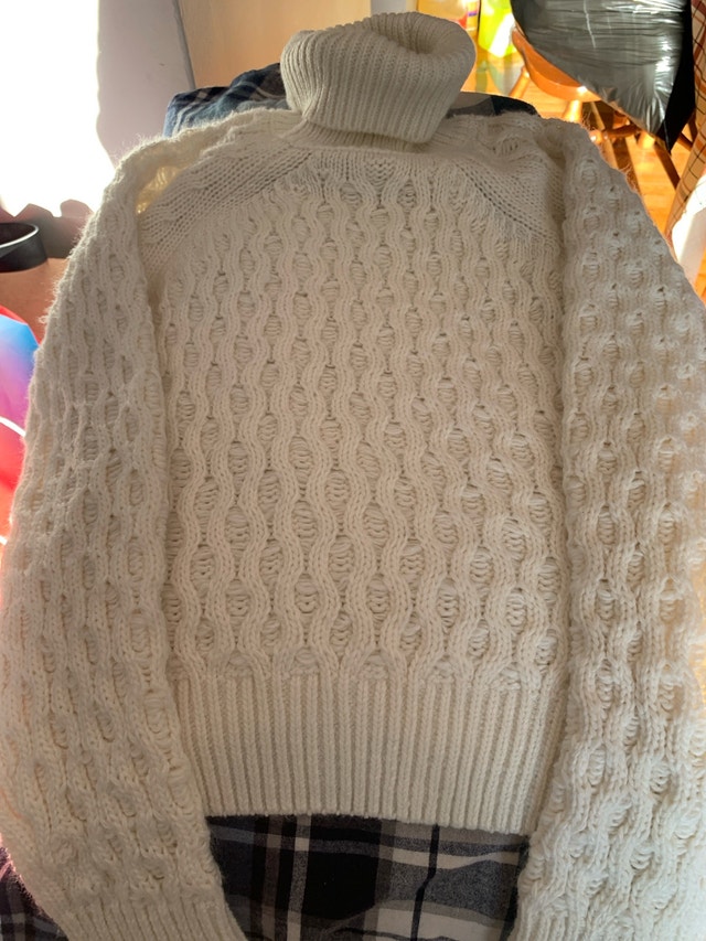 Laundry Half Sweater Sz Med