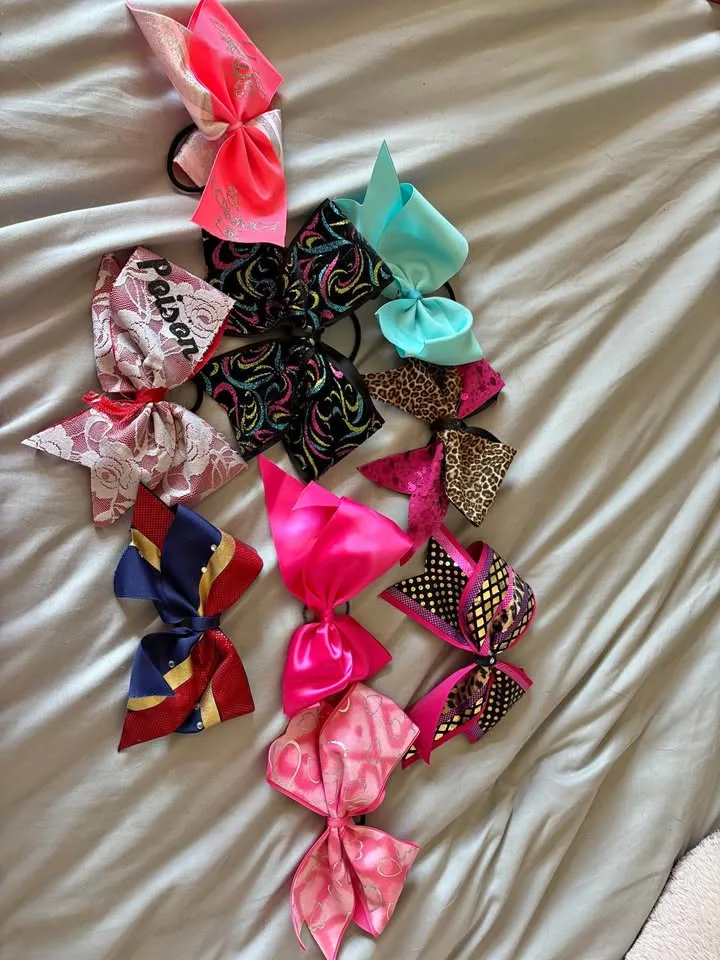 Cheer Bows thumbnail