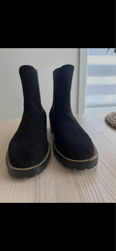 Stuart Weitzman Black Suede Chelsea Boots - Size 6.5 (NEW) - photo 3