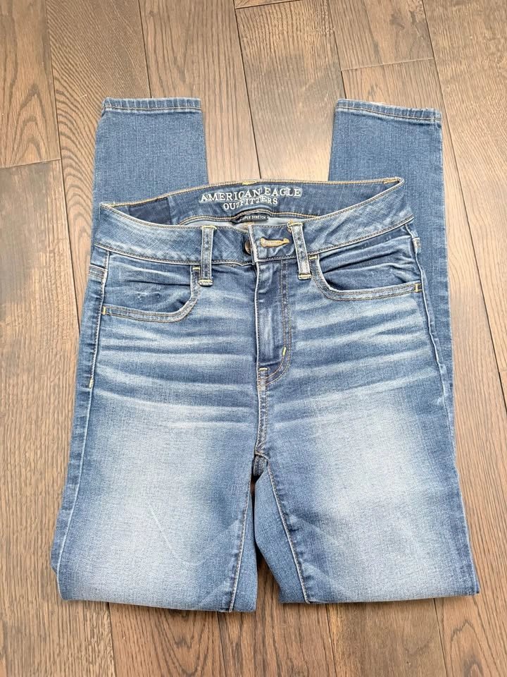 American Eagle Jeans - Legging Style, Size 4 - photo 2
