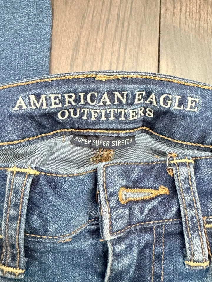 American Eagle Jeans - Legging Style, Size 4 - photo 3