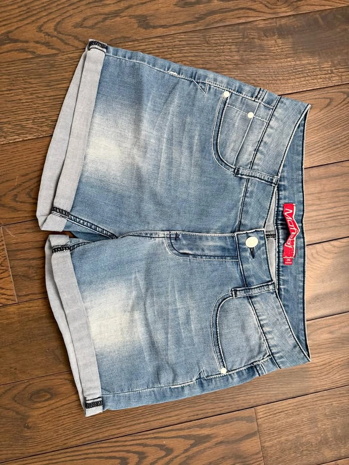 Women’s Denim Shorts - soft & stretchy