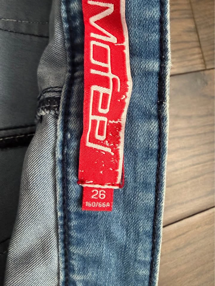 Women’s Denim Shorts - soft & stretchy - photo 4