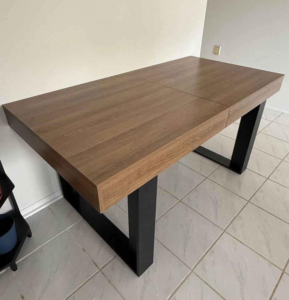 Modern Extendable Dining Table – Seats 4-8 – Walnut/Oak Top w/ B