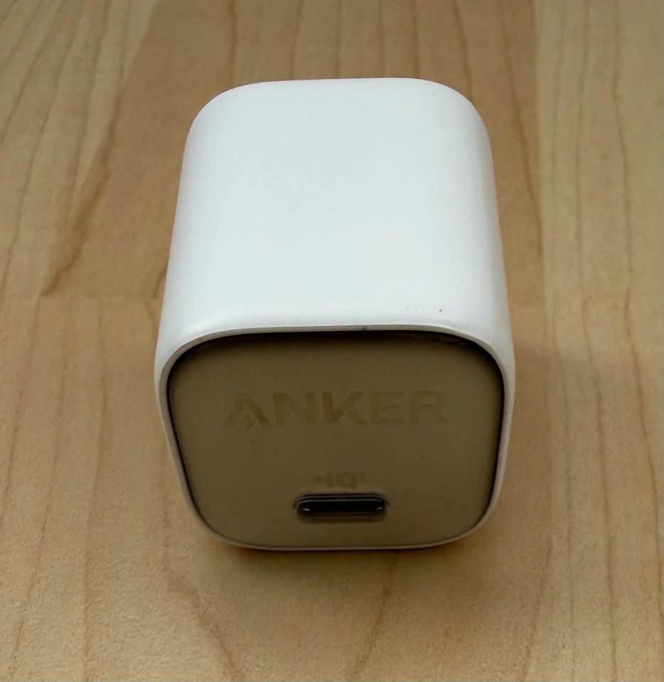 Anker Nano 30W USB-C Charger – PIQ 3.0, Foldable Fast Charging - photo 2