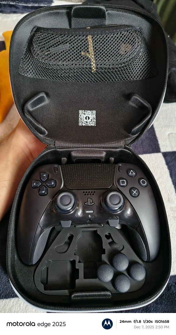 PlayStation 5 Edge Controller - photo 2