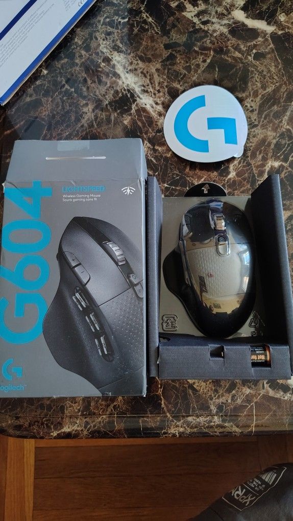 Logitech G604 Lightspeed Wireless Gaming Mouse