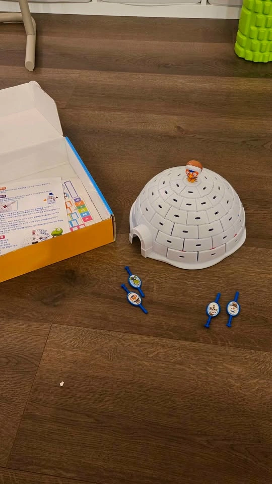 Pororo Igloo Game Kids Korean Board Game - photo 2