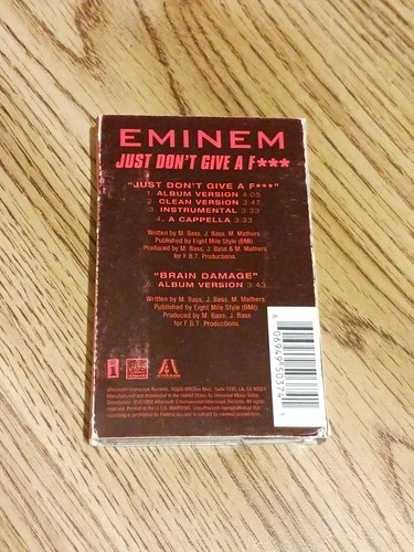 Eminem - Just Don't Give a F*** - photo 2