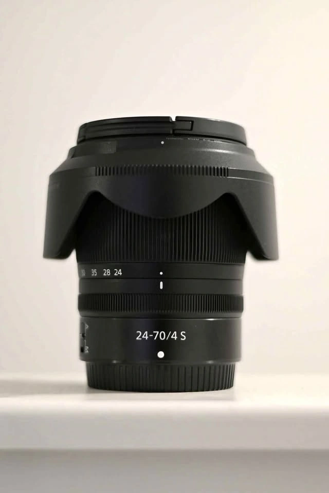 Nikon Z 24-70mm f/4 S Lens