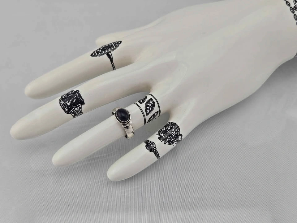 Vintage Sterling Silver Ring with Black Stone - photo 5