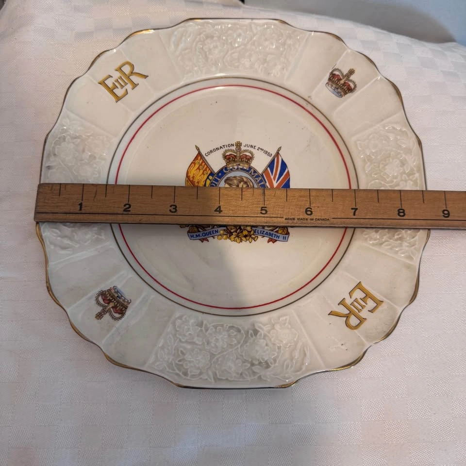 Queen Elizabeth II Coronation Plate - photo 2