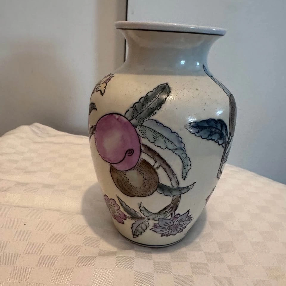 Pretty vintage chinoiserie vase - photo 3