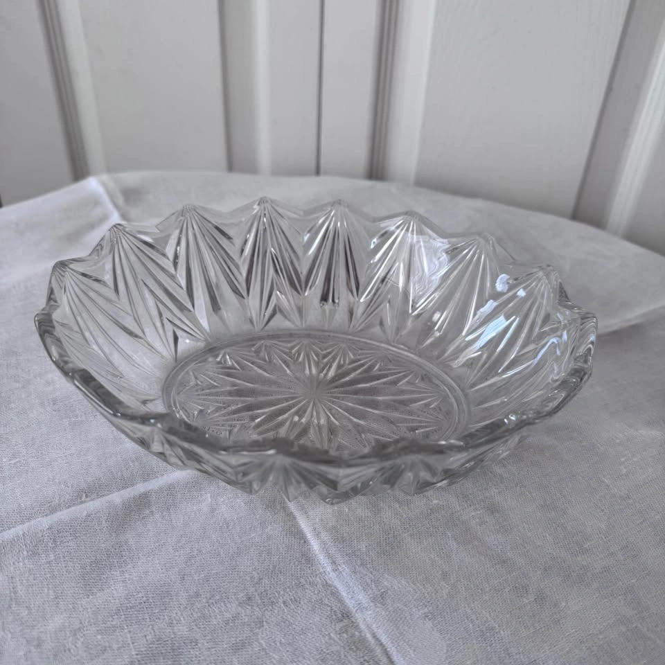 Vintage Cut crystal oval shaped bowl - photo 2