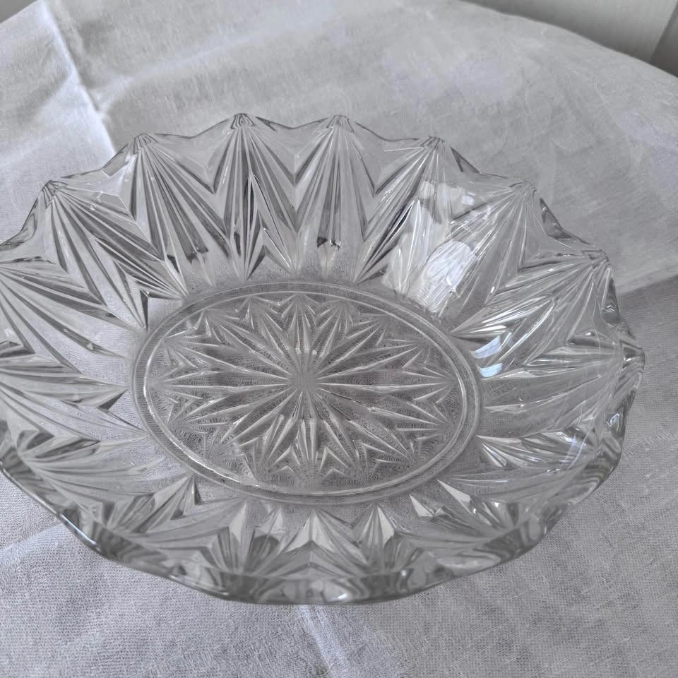 Vintage Cut crystal oval shaped bowl - photo 3
