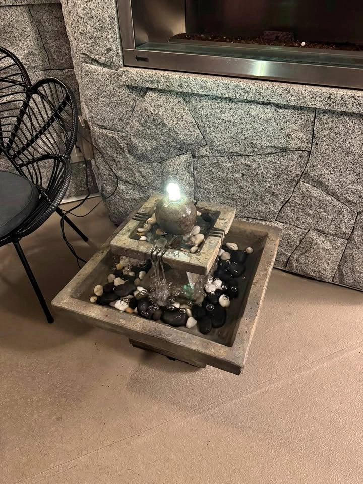 Tiered Water Fountain with Light