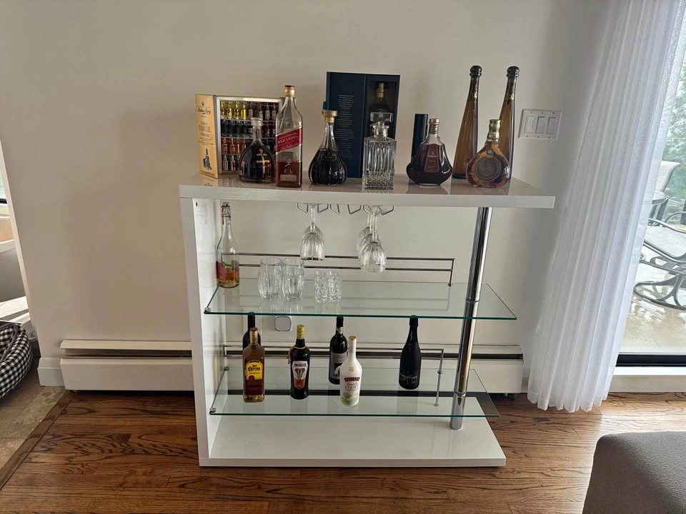 Modern White Bar Table Glass Shelves