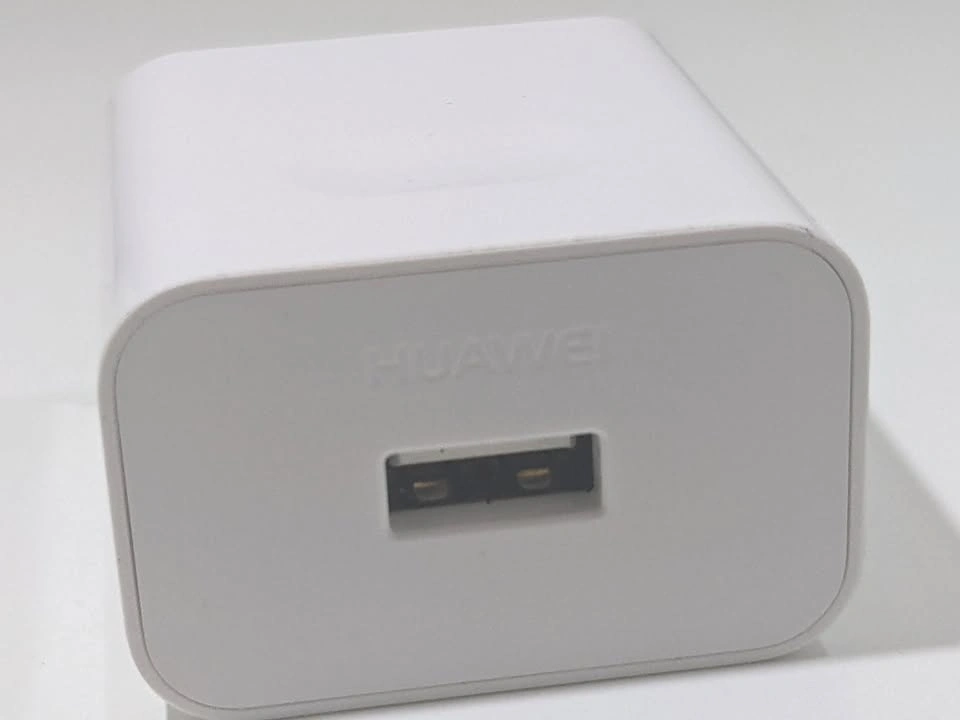 HUAWEI SuperCharge Fast Charger - photo 2