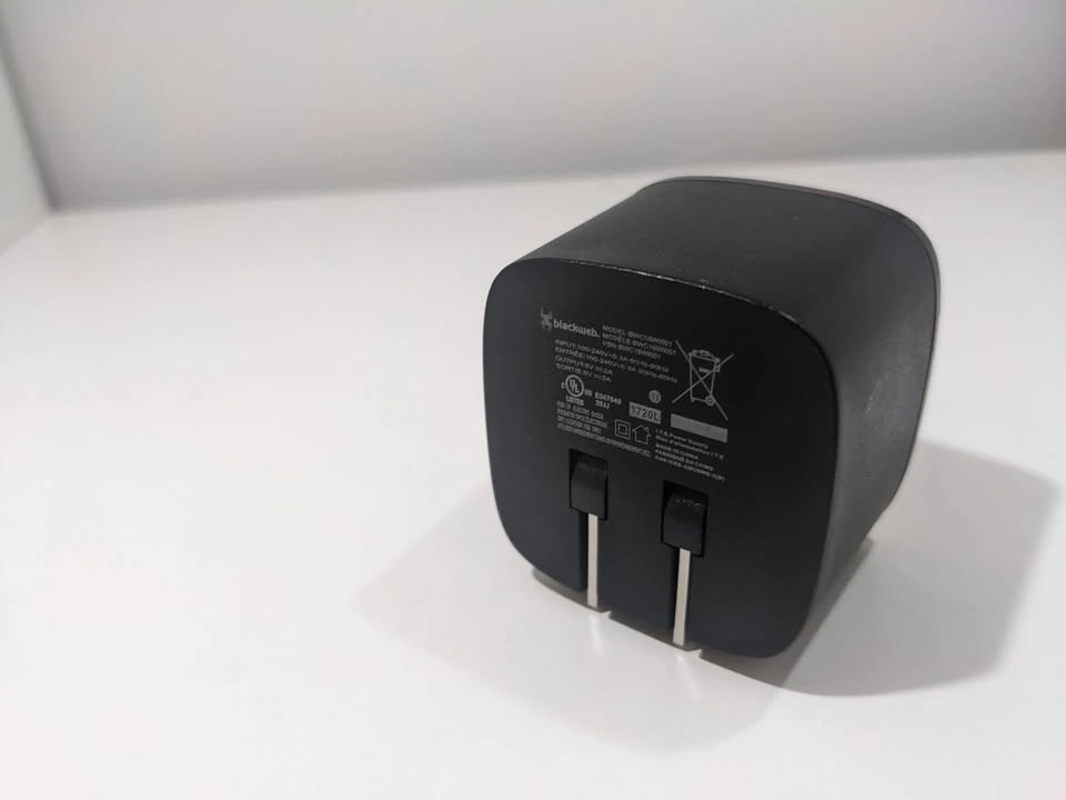 Blackweb Phone Fast Charger - photo 2