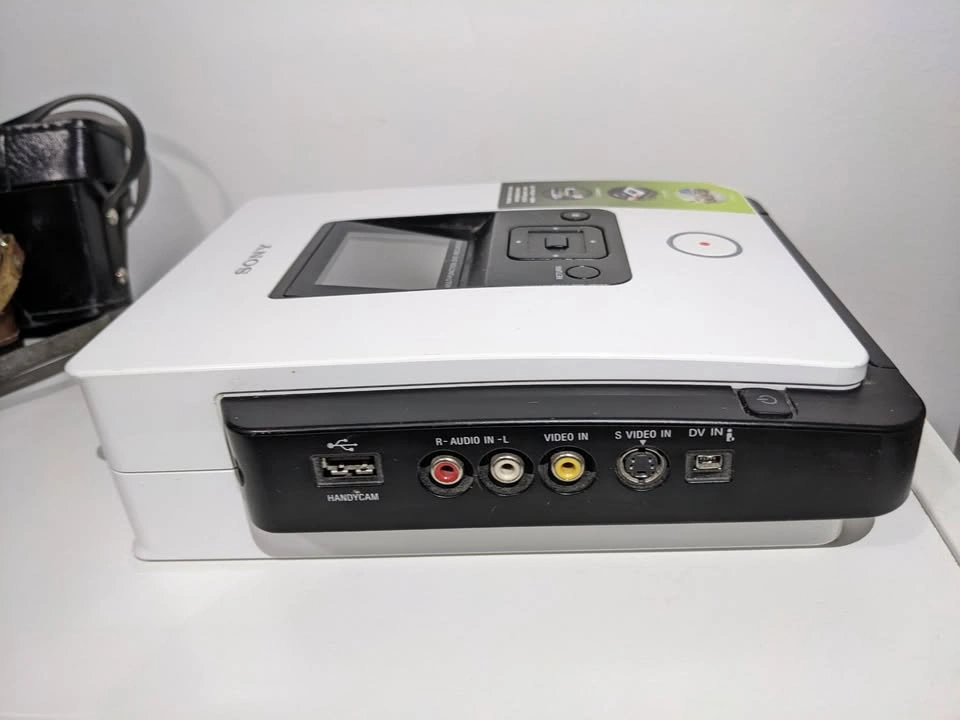 Sony Multi Function DVD Recorder VRD MC5 - photo 3