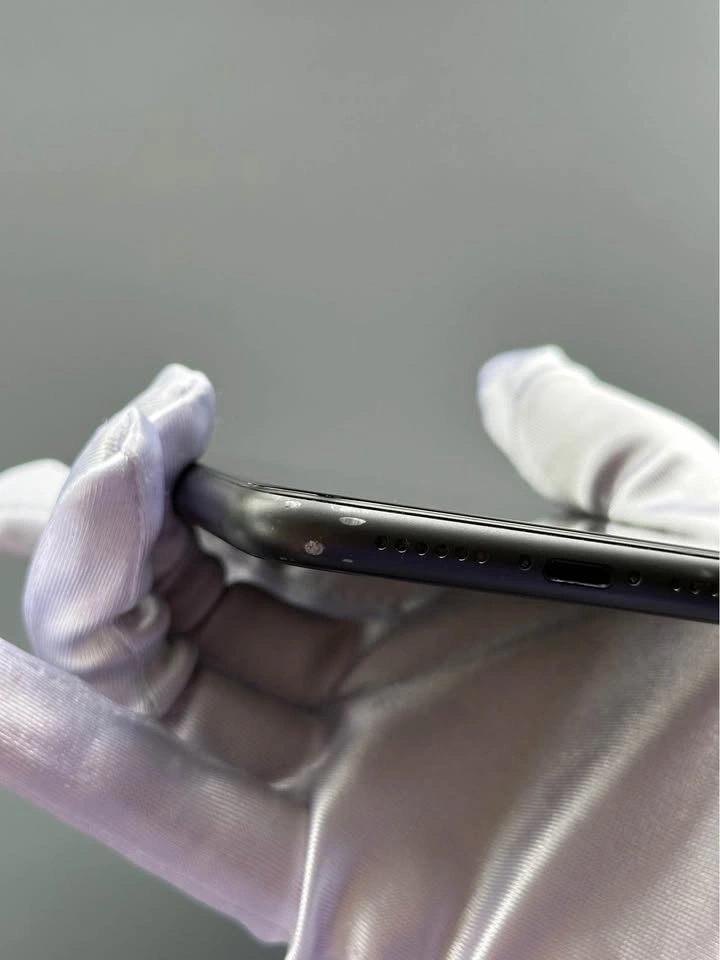 iPhone 11 - 64GB Black - photo 5