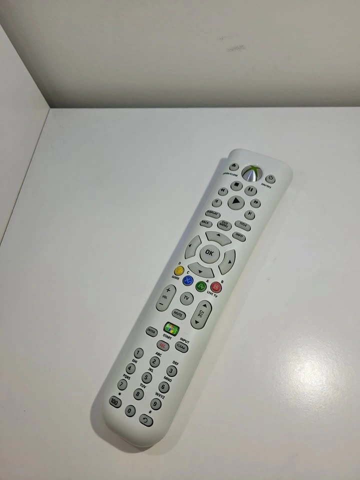 Xbox 360 Microsoft Universal Media Remote Control X[hidden infor