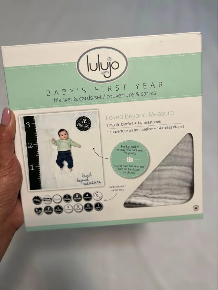 LULOJO LOVED BEYOND MEASURE - MILESTONE BLANKET