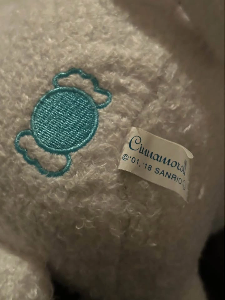 Cinnamoroll Plushie - photo 2