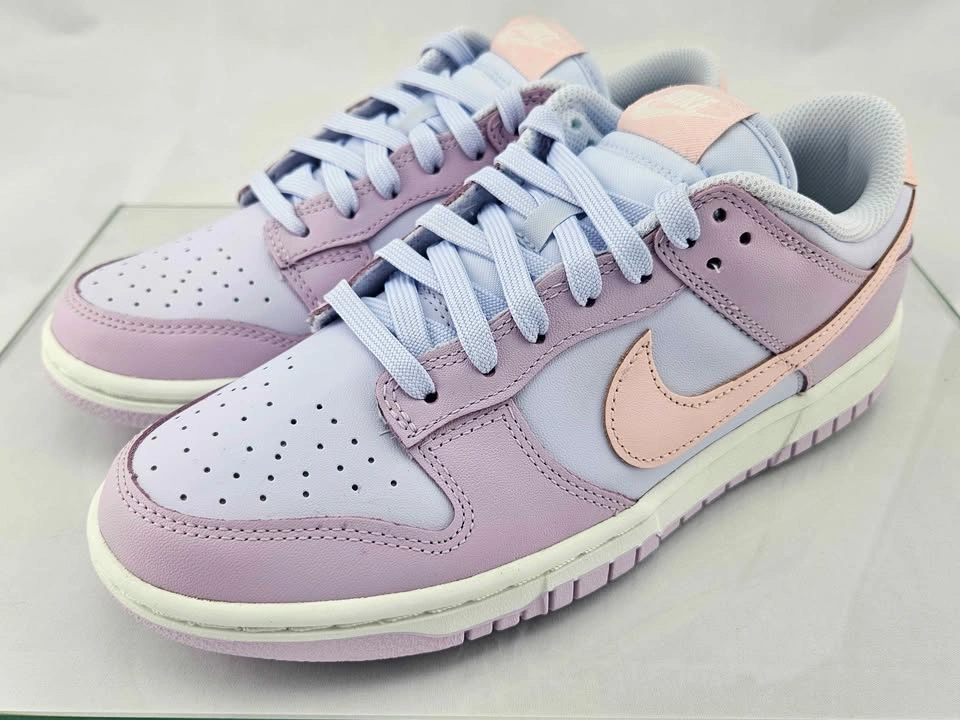 Womens Nike Dunk Low Easter Size 8.5 - photo 2