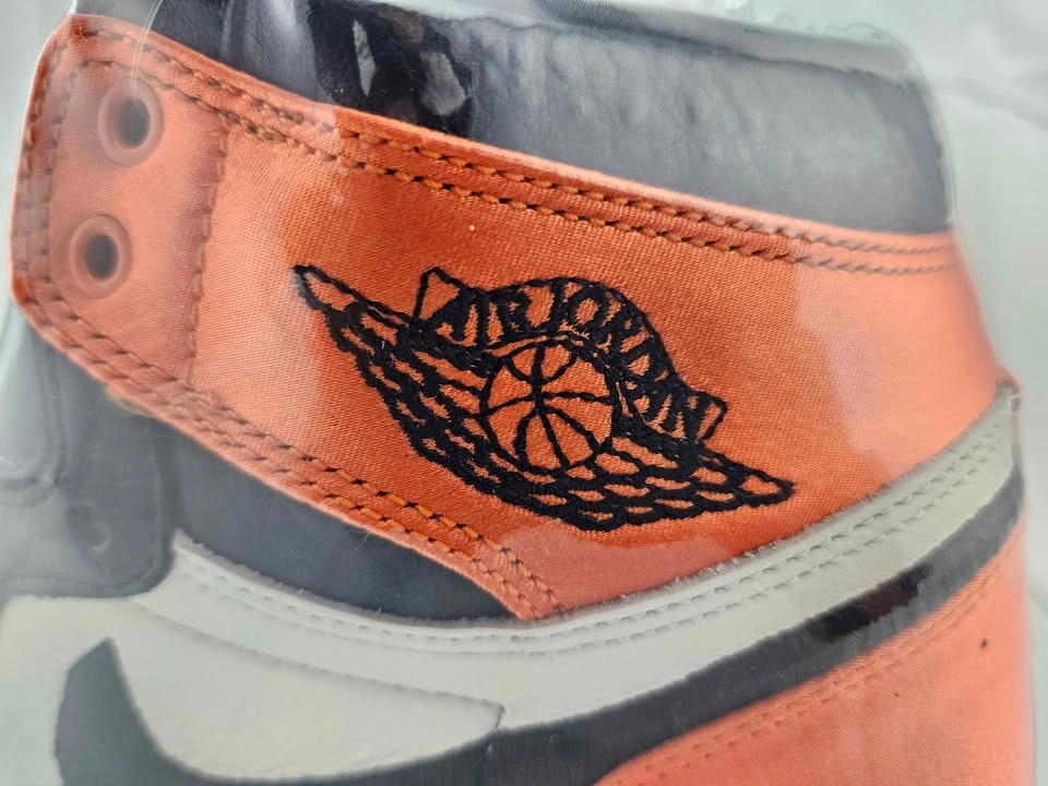Women's Jordan 1 Retro High OG Satin Shattered Backboard Size 9 - photo 5