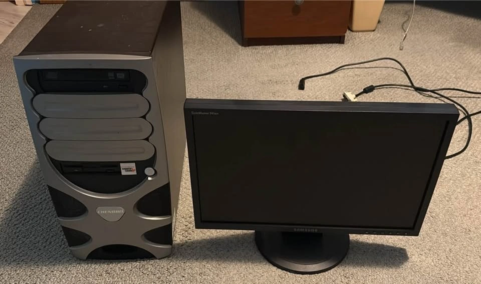 PC Case, Monitor, and Components - photo 3