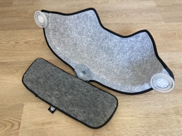 K&H Kitty Window Bed (Like New) - photo 2