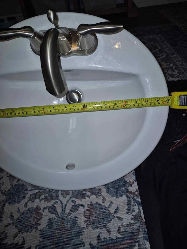 American Standard Sink w Moen Faucet - photo 4