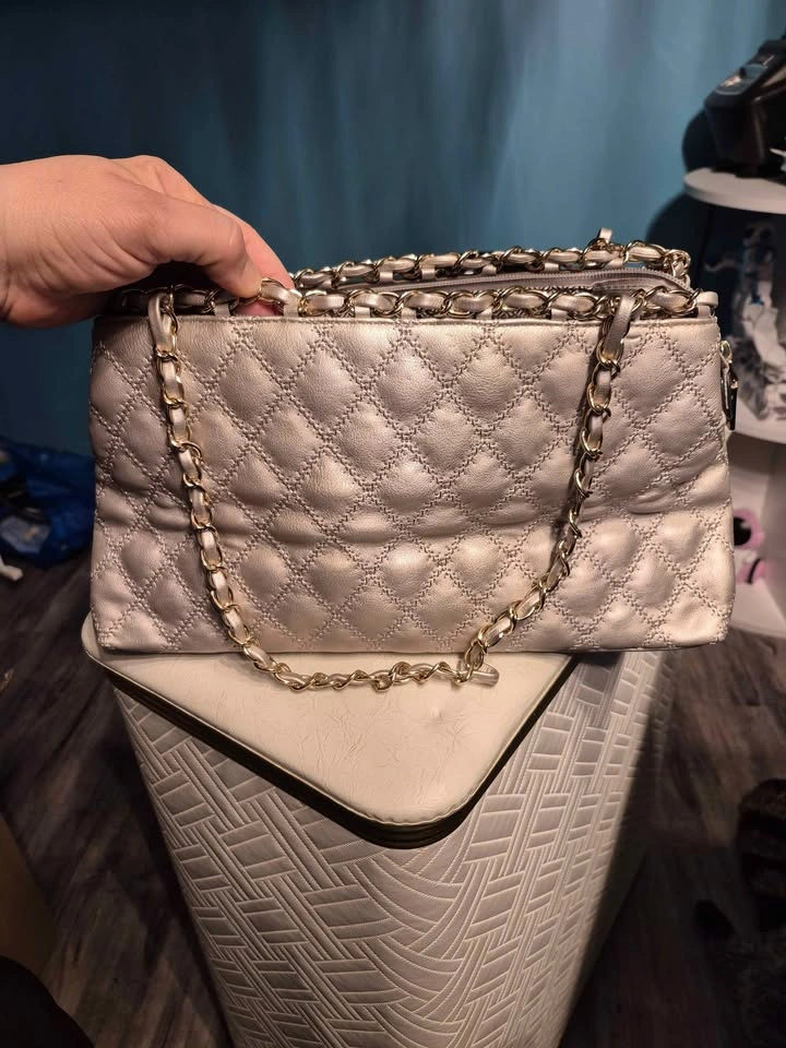 Soft Silver Purse, New with Crossbody Strap - photo 3