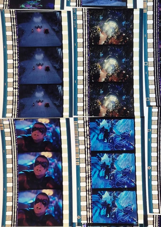 Batman & Robin 1997 Original 35mm Film Cells Bundle - photo 3
