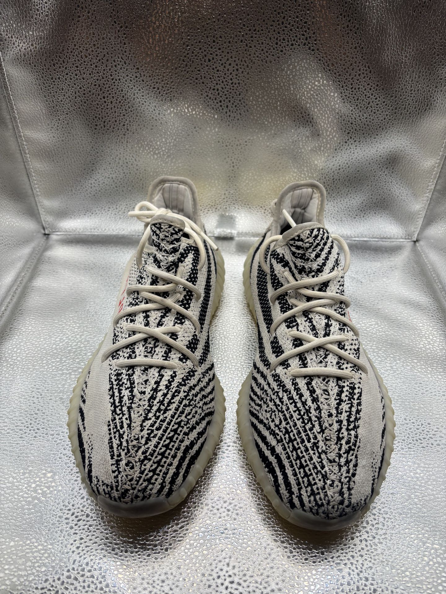 Adidas Yeezy 350 V2 Zebra - photo 2