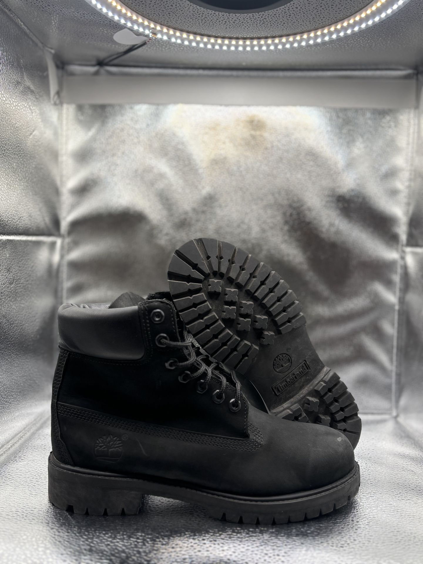 All black timberland boots
