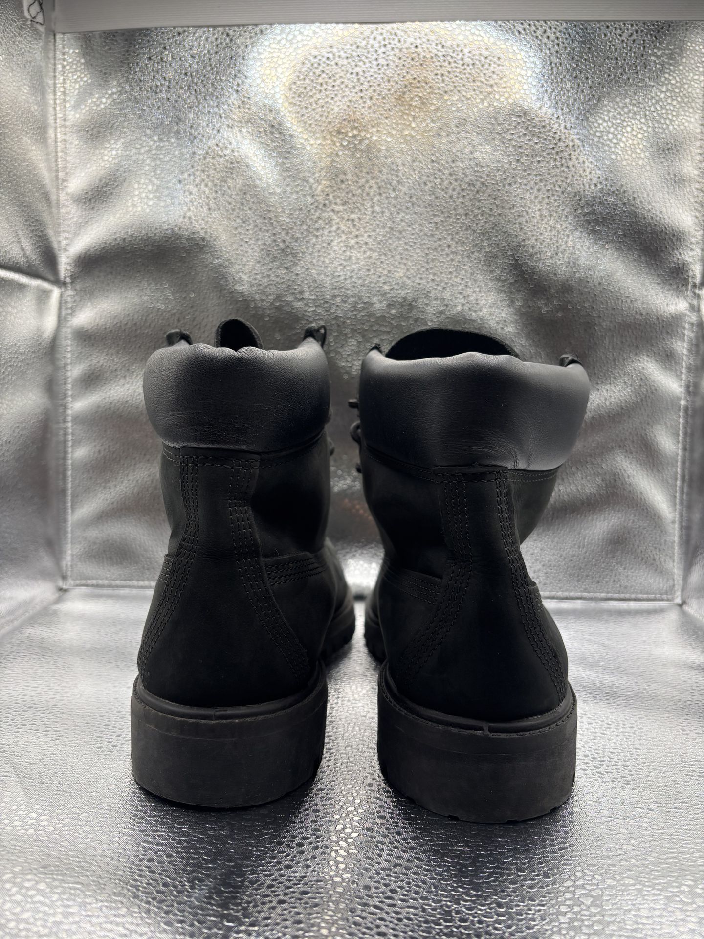 All black timberland boots - photo 4