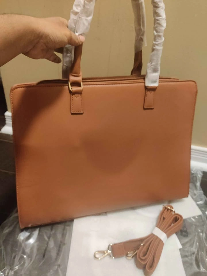 Brand new large capacity women office/ laptop bag - photo 3