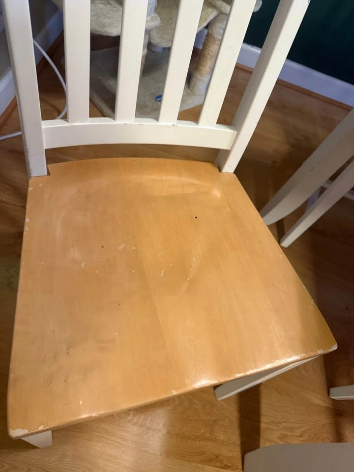 Dining table and chairs - photo 4