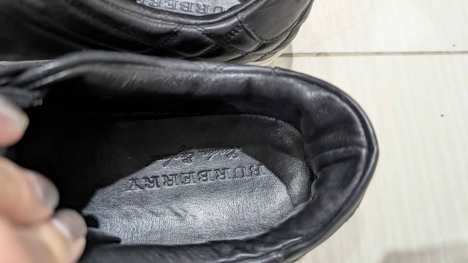 Burberry Leather Sneakers Women Size 7 - photo 4