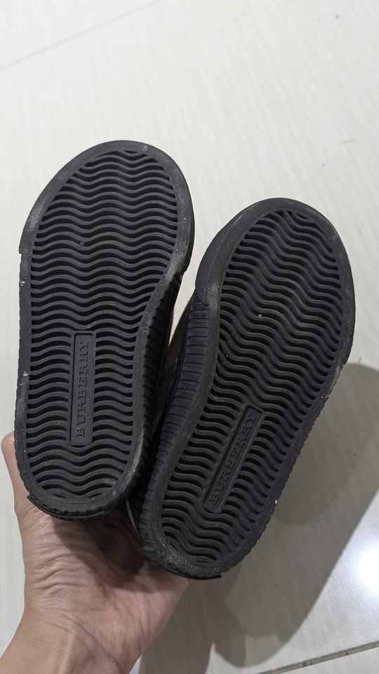 Burberry Sneakers Kids Size 26 - photo 2