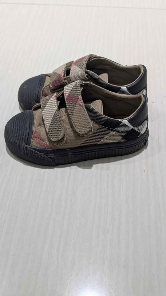 Burberry Sneakers Kids Size 26 - photo 3