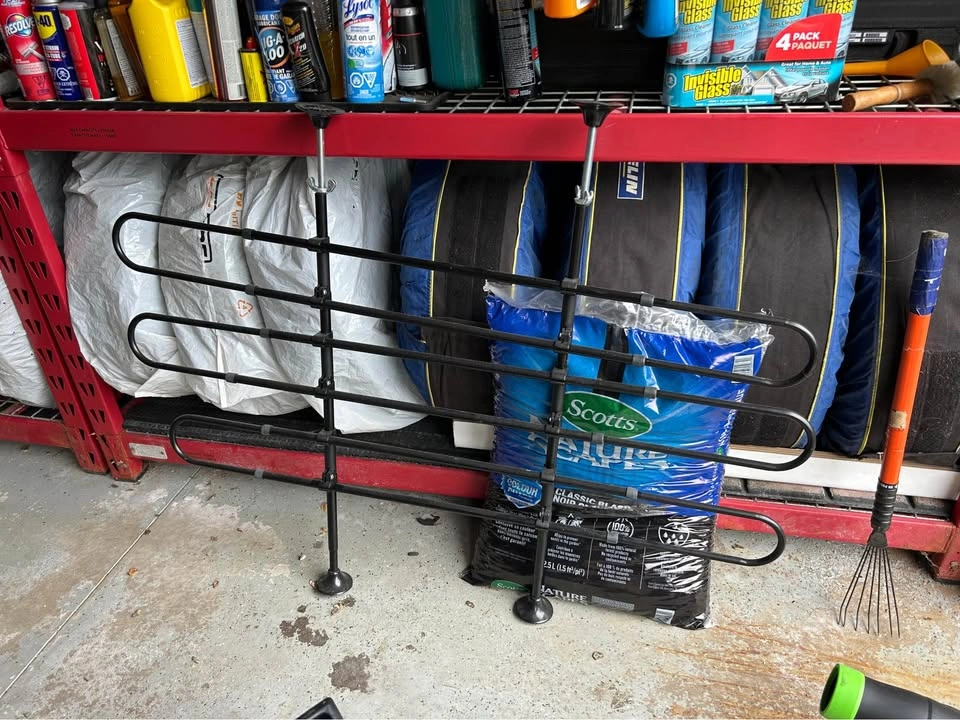 Adjustable Pet Car Barrier - photo 2