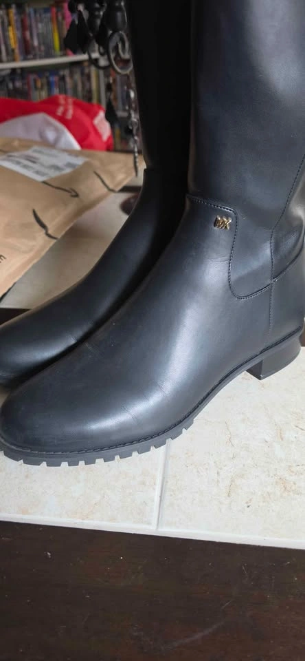 Stunning Michael Kors MK Britt Riding Boots - Like New - photo 2