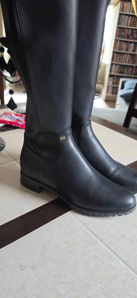 Stunning Michael Kors MK Britt Riding Boots - Like New - photo 3
