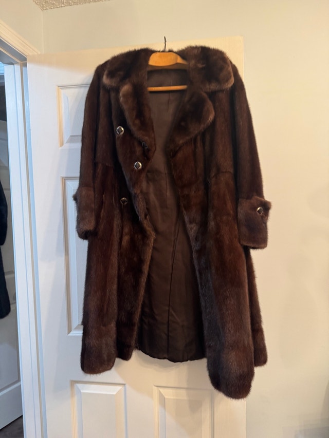 Vintage Europe Mink Coat - photo 2