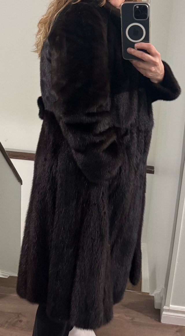 vintage women’s mink coat - photo 2